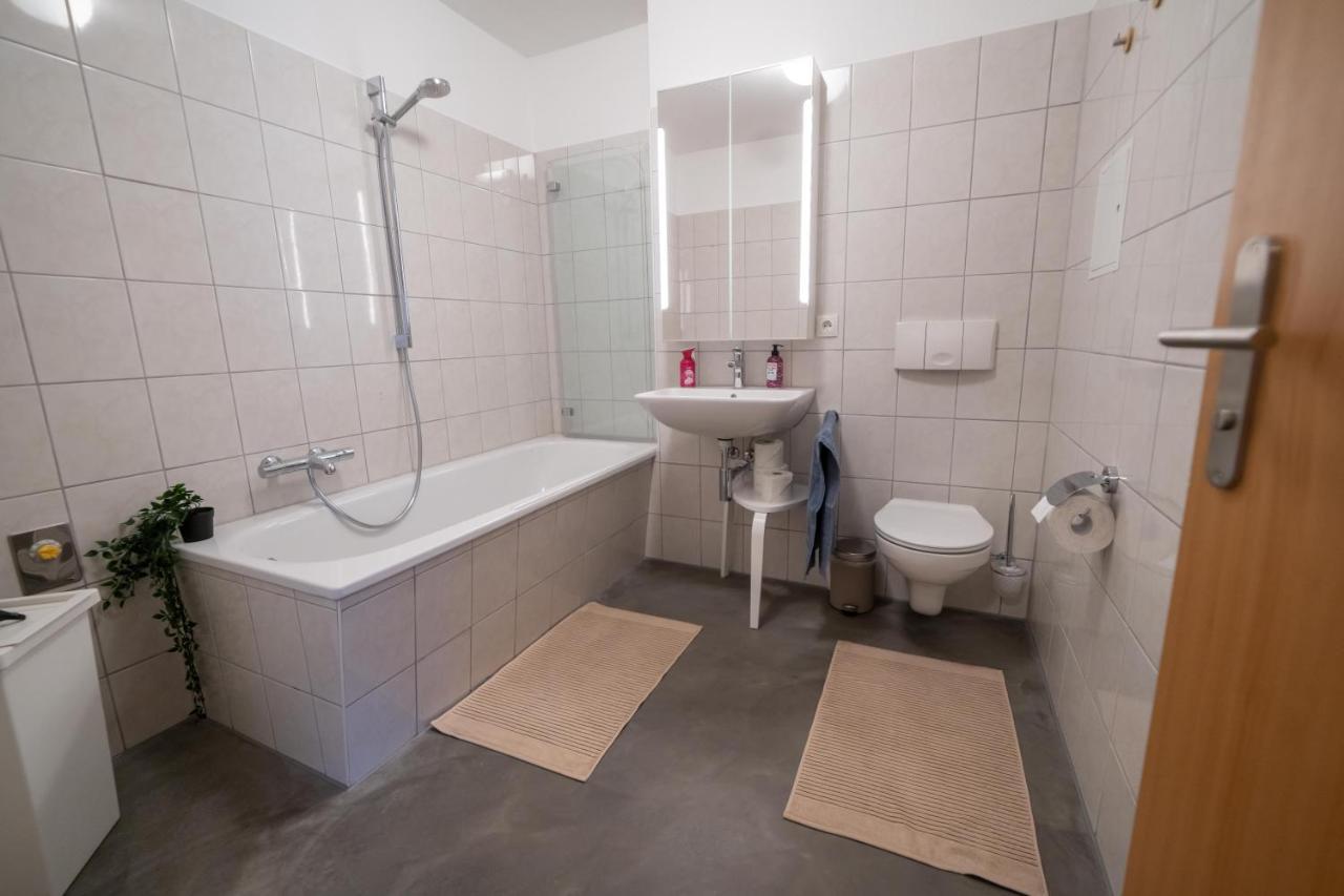 Fullhouse - Zwickau - L12 - 2 Single Beds - Nespresso - Smarttv Apartment Exterior foto